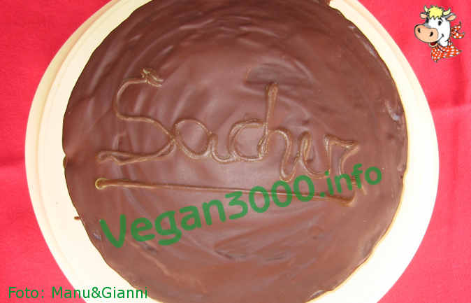 Foto numero 1 della ricetta Sacher cake (1)