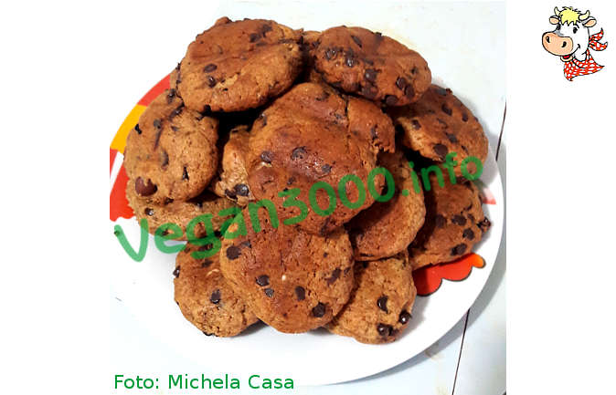 Foto numero 1 della ricetta Weird cookies with chocolate and hazelnuts