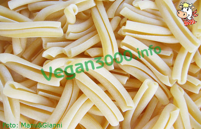 Foto numero 1 della ricetta Pasta with pink vegan sauce