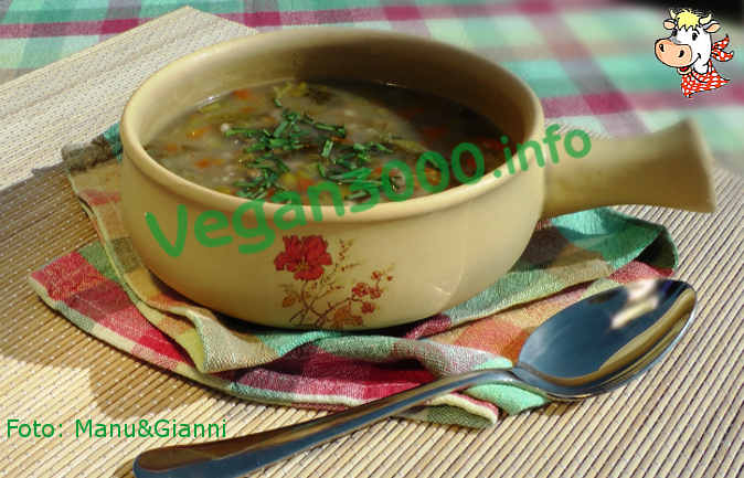 Foto numero 1 della ricetta Soup with Wakame seaweed