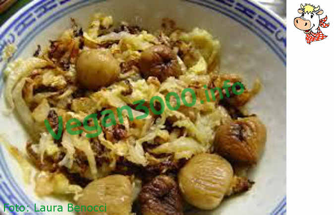 Foto numero 1 della ricetta Cabbage with chestnuts