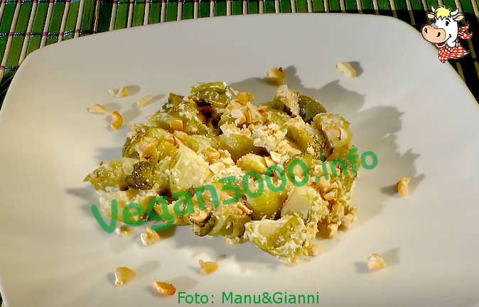 Foto numero 1 della ricetta Gratin di cavoletti con anacardi e arachidi