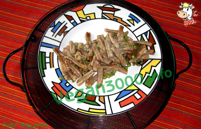 Foto numero 1 della ricetta Baked pasta with peas and mushrooms