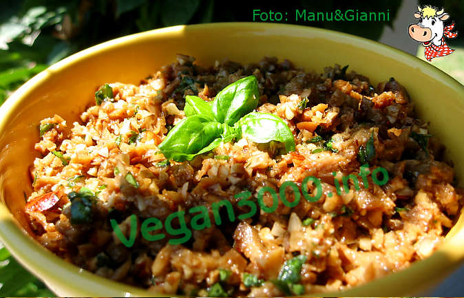 Foto numero 1 della ricetta Antipasto di seitan alle nocciole