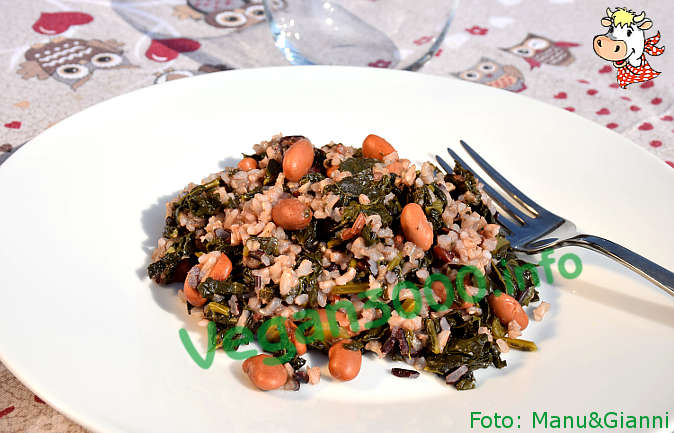 Foto numero 1 della ricetta Trio of wholegrain rice with beans and kale