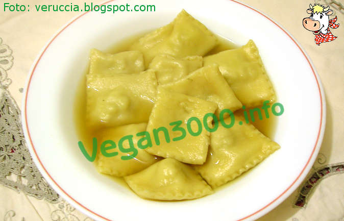 Foto numero 1 della ricetta Ravioli di seitan in brodo