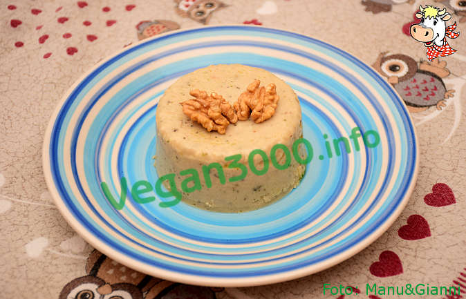 Foto numero 2 della ricetta Vegan cashew cheese with herbs