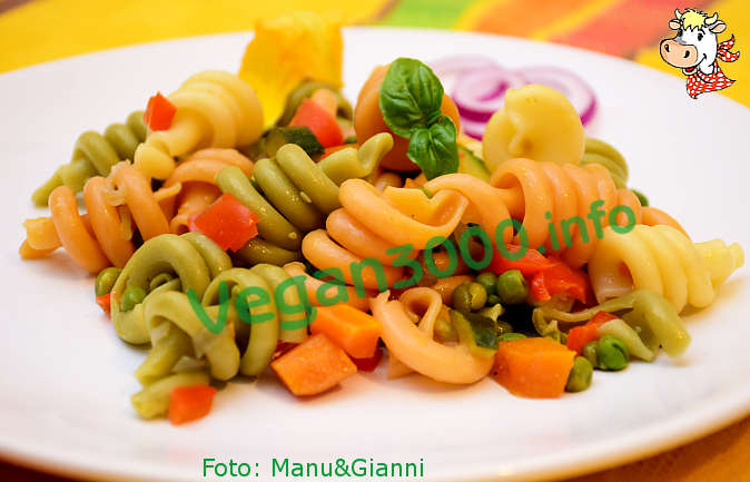 Foto numero 1 della ricetta Insalata di pasta con le verdure