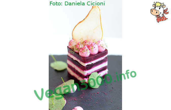 Foto numero 2 della ricetta Tower of beet and Cicioni with mayonnaise