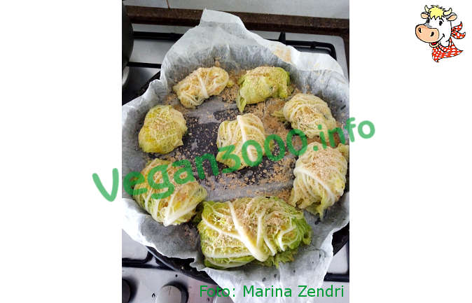 Foto numero 2 della ricetta Involtini di verza e ceci