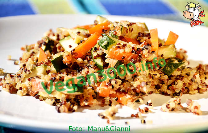 Foto numero 1 della ricetta Baked quinoa with seasonal vegetables